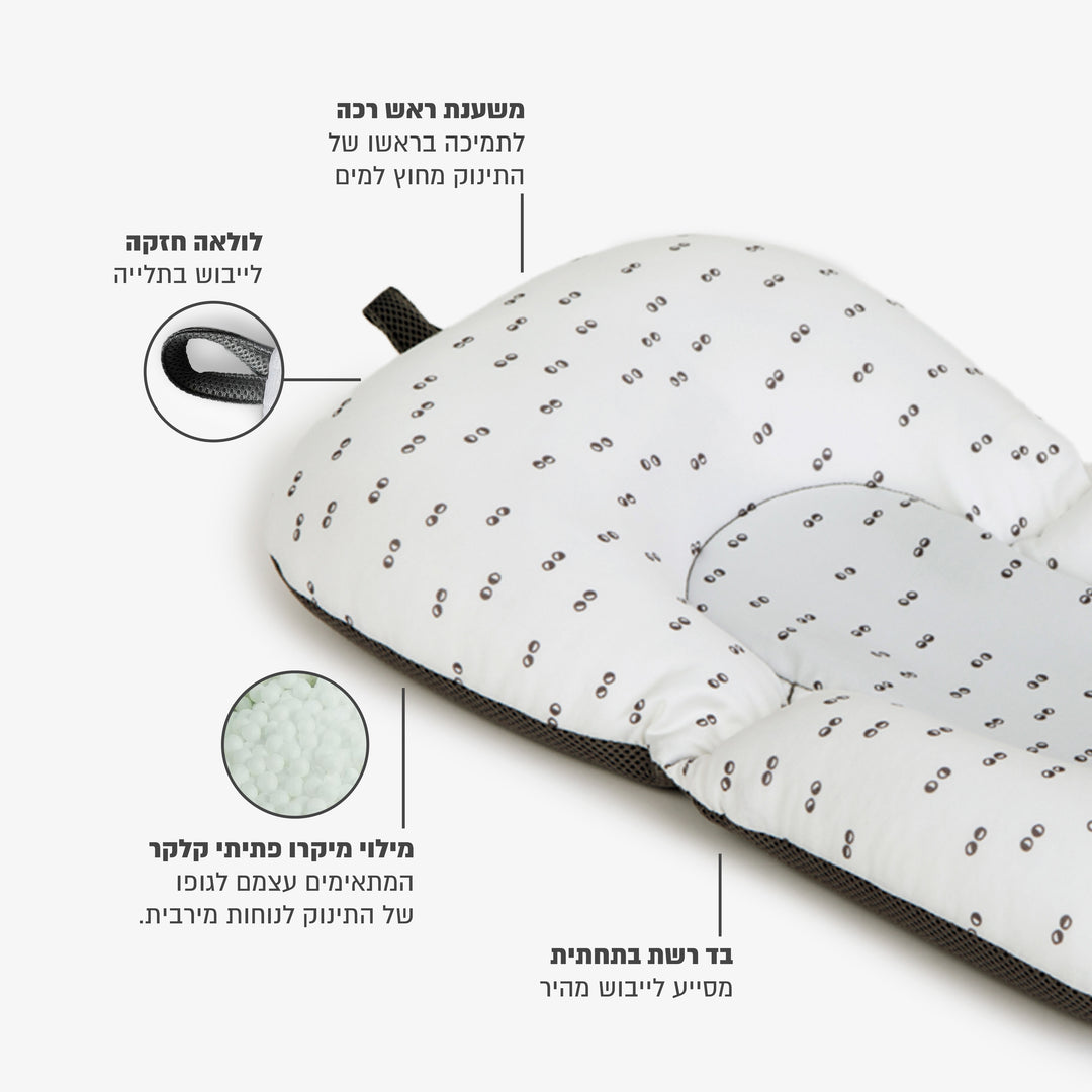 פוף צוף עיניים אפור על לבן