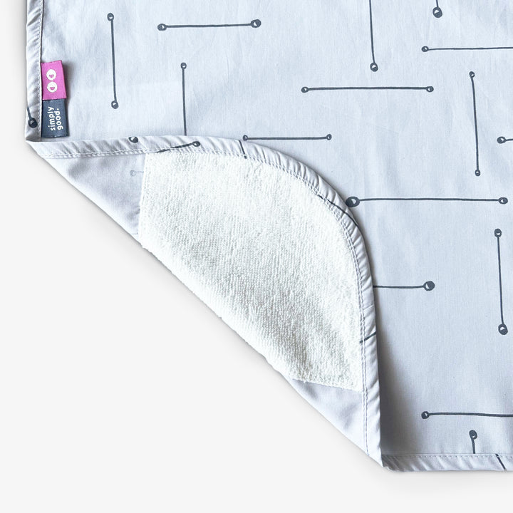 סינר הנקה טרנדי פסים אפור בז'