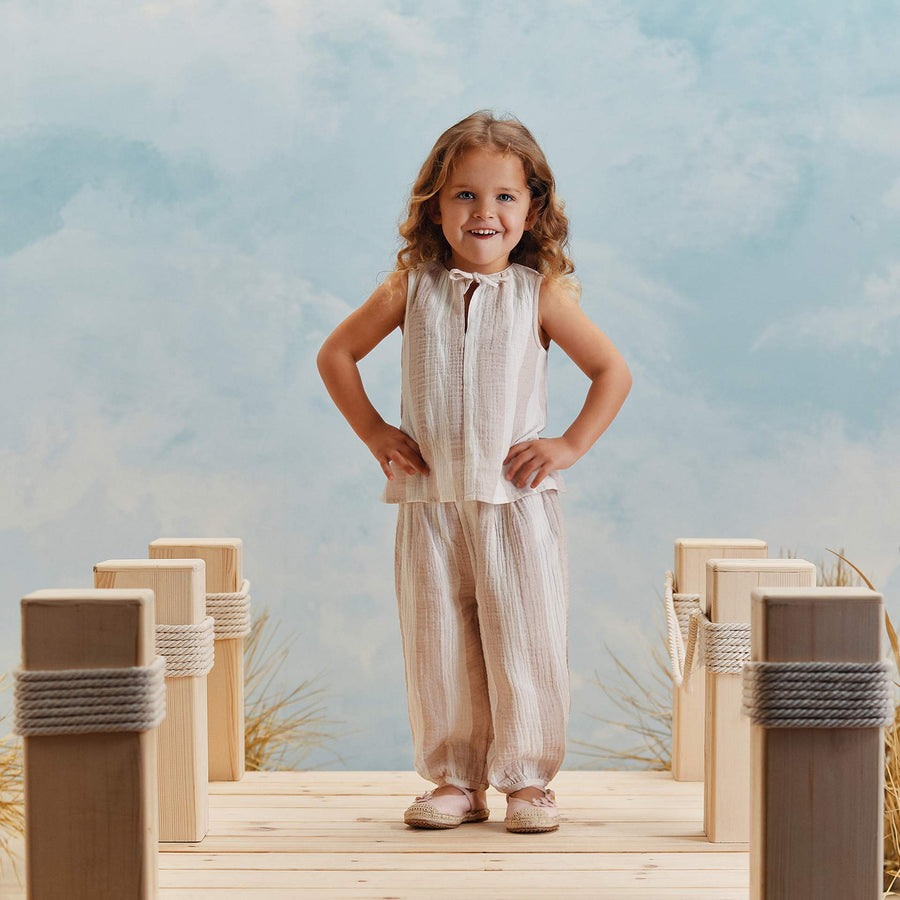 חליפת בנות קצרה