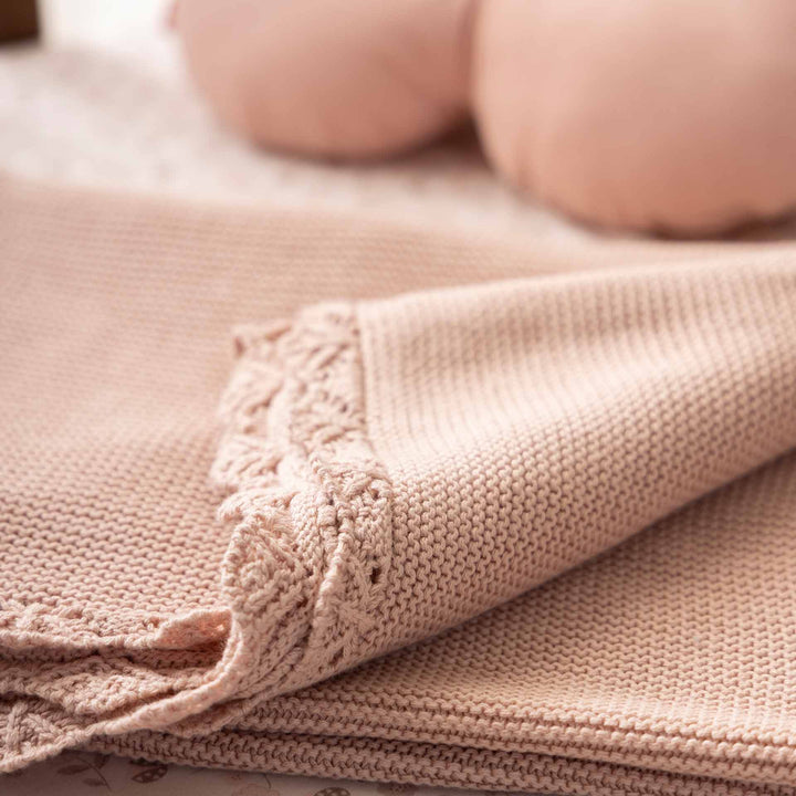 שמיכה סרוגה לעגלה  ורוד