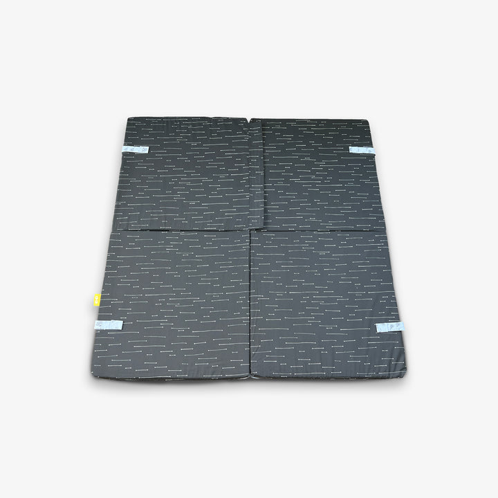 משטח פעילות מתקפל קיפודים אפורים+קווים לבנים