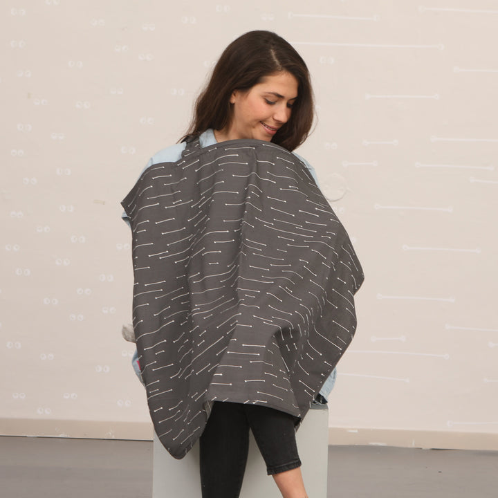 סינר הנקה טרנדי פסים לבן על אפור