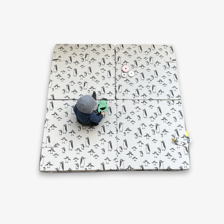 משטח פעילות מתקפל פינגווין אפור +קווים לבנים