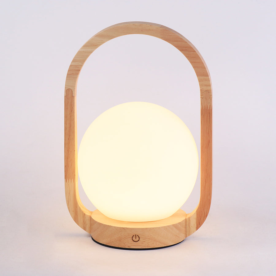 מנורת שולחן LED מעץ