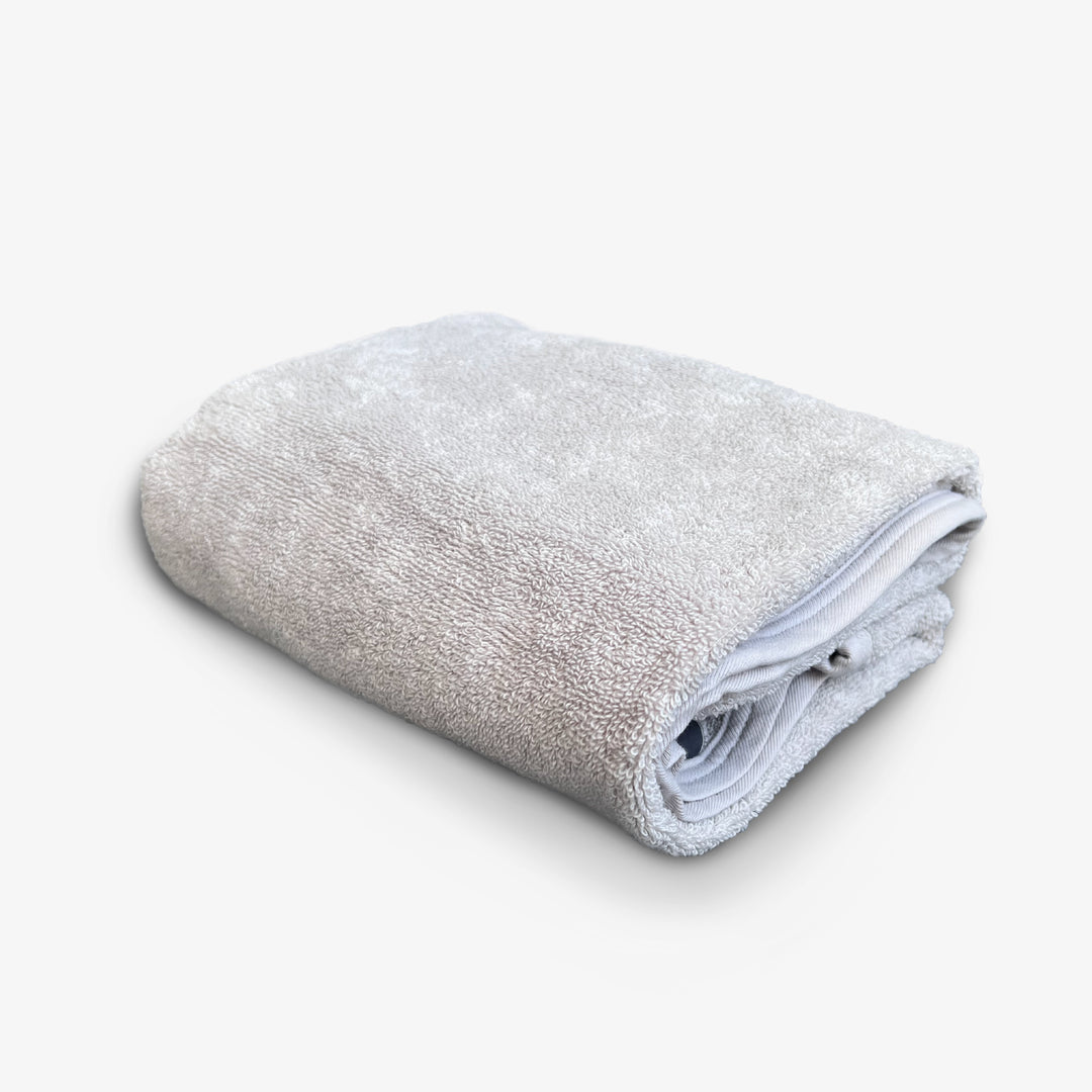 מגבת פרפרים קפוצ'ון קטנה בז'