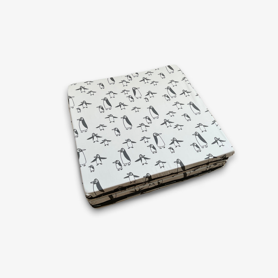 משטח פעילות מתקפל פינגווין אפור +קווים לבנים