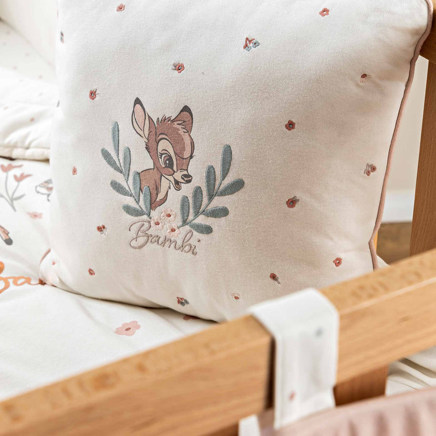 כרית נוי במבי