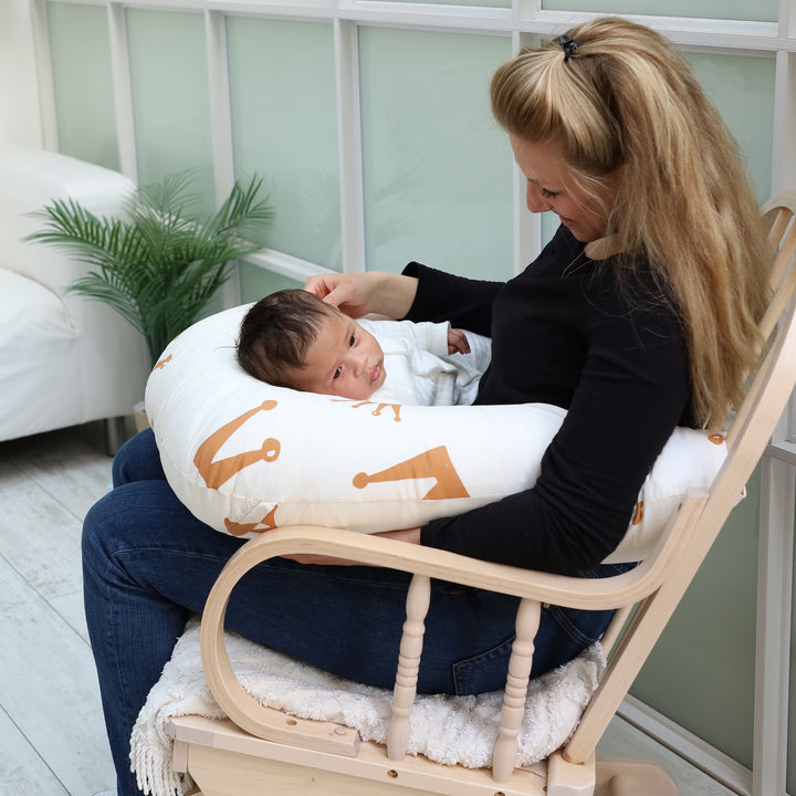 כרית הנקה כתרים חום