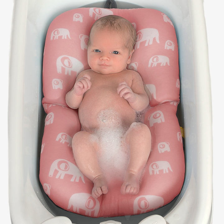 פוף צוף פילים לבנים על ורוד