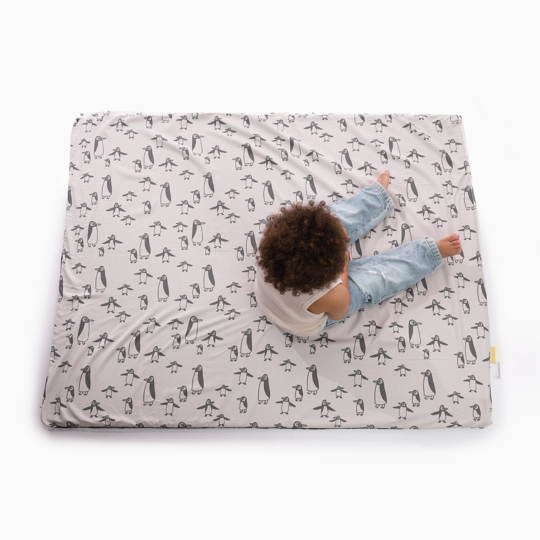 משטח פעילות מתגלגל פינגווין אפור +קווים לבנים