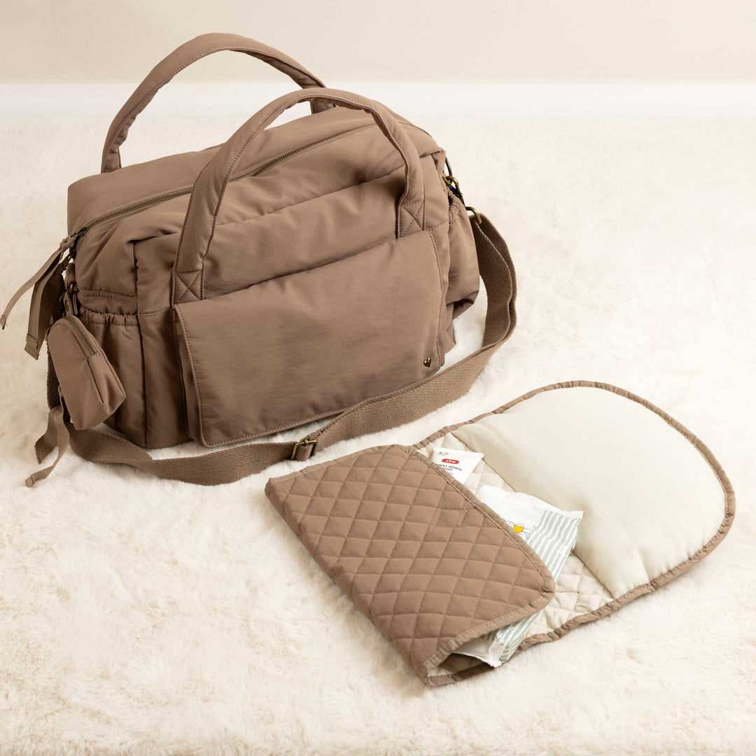 תיק החתלה מינדי חום קפה