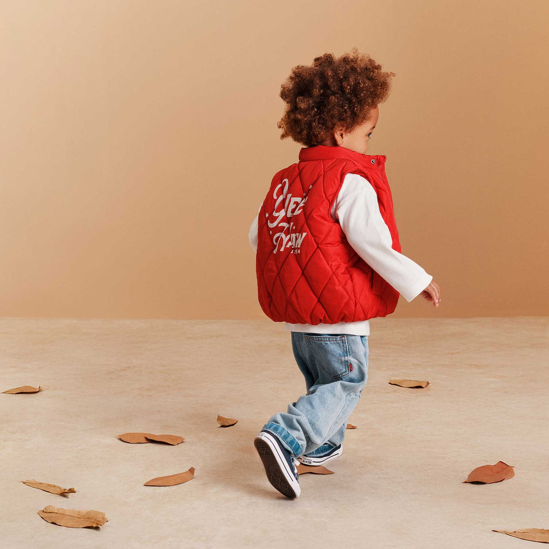 וסט אדום מרופד