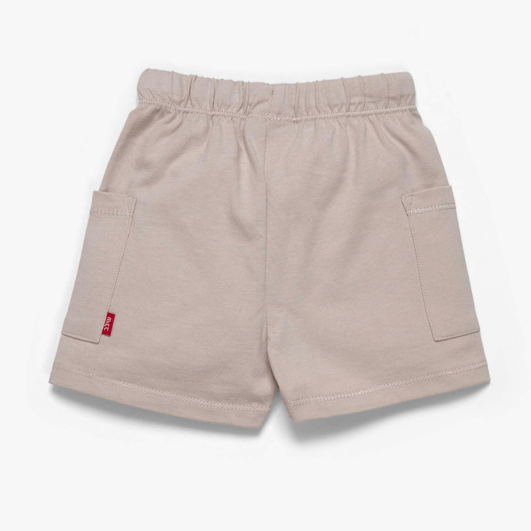 מכנסים קצרים בצבע חאקי