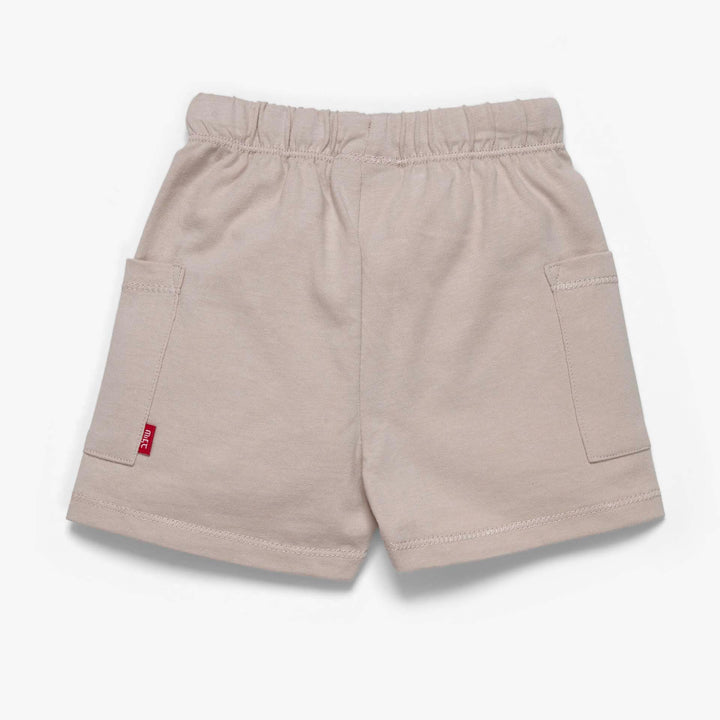 מכנסים קצרים בצבע חאקי