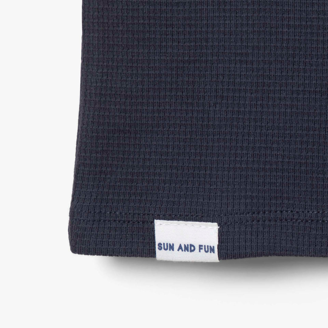 חולצת טישרט וופל כחולה