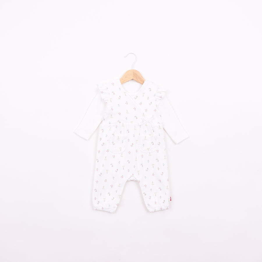 אוברול ובגד גוף