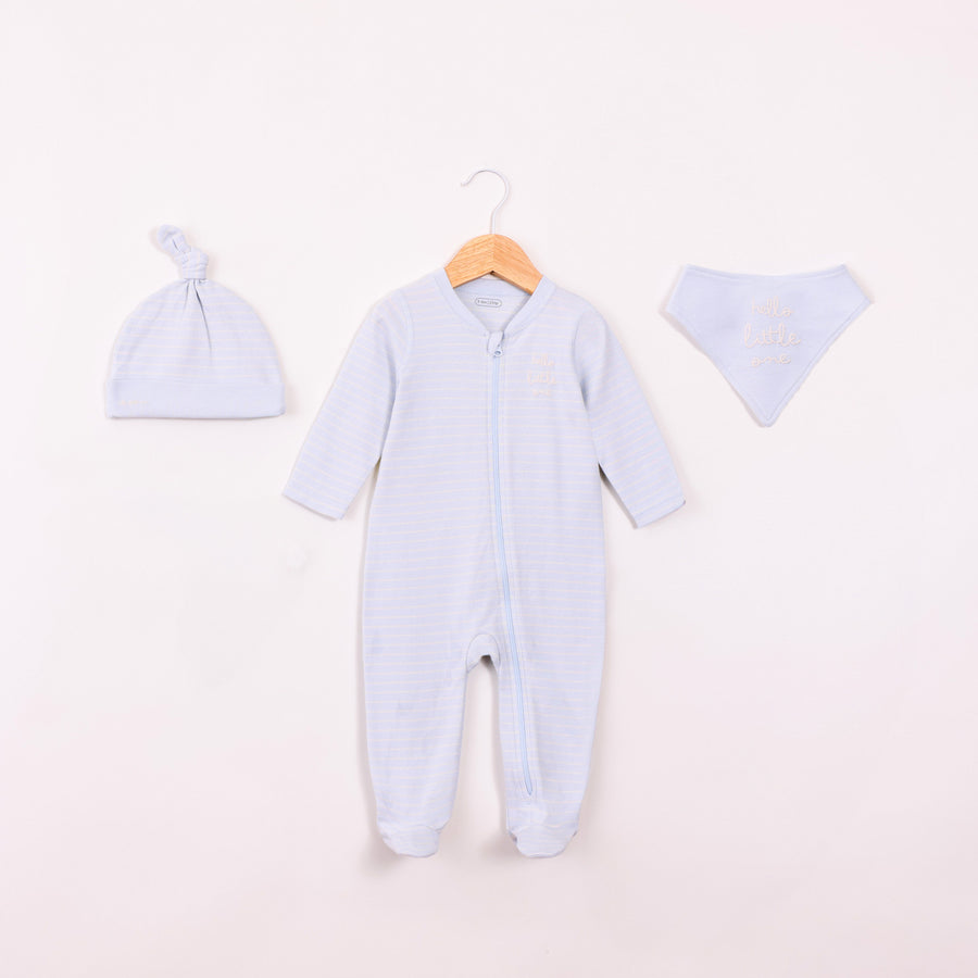 מארז ביגוד ראשוני בתכלת