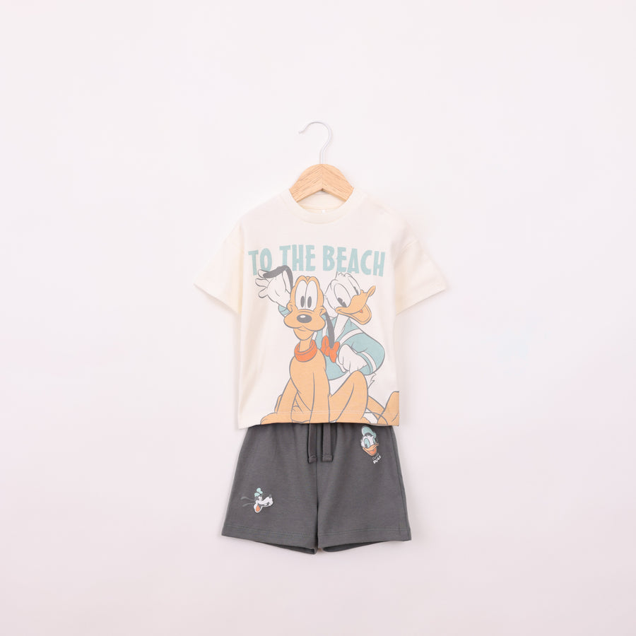 חליפת בנים קצרה