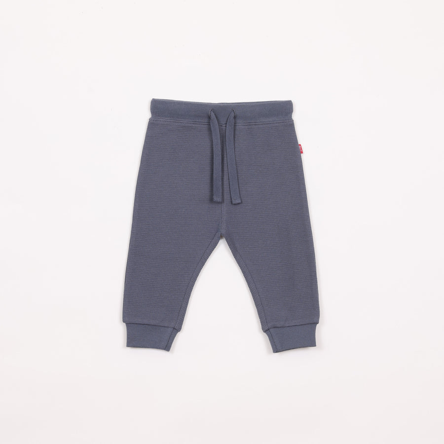 מכנסיים ארוכים בצבע כחול כהה