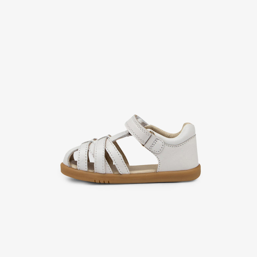 סנדל צעד שני-בובוקס-לבן