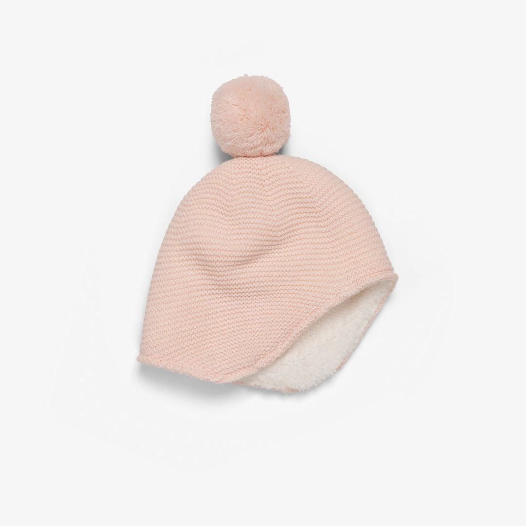 כובע סרוג עם פונפון צבע אפרסק