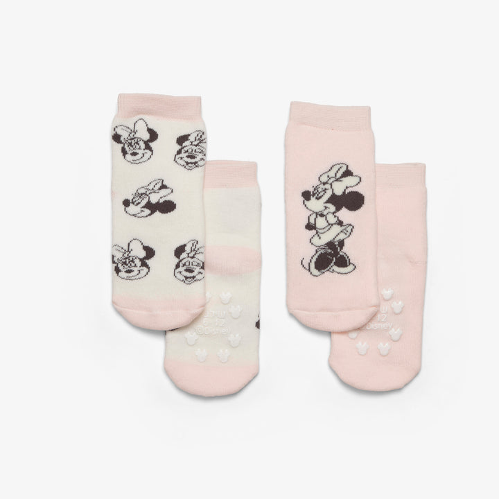 זוג גרביים מדוגמים