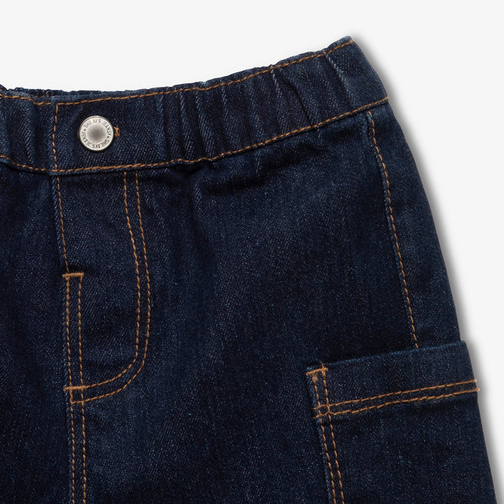 מכנסי ג'ינס רחבים