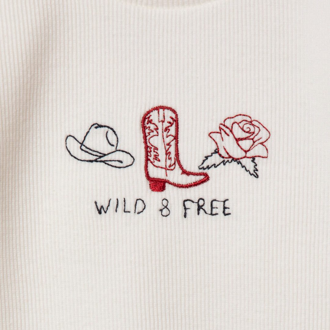 חולצה עם כיווצים