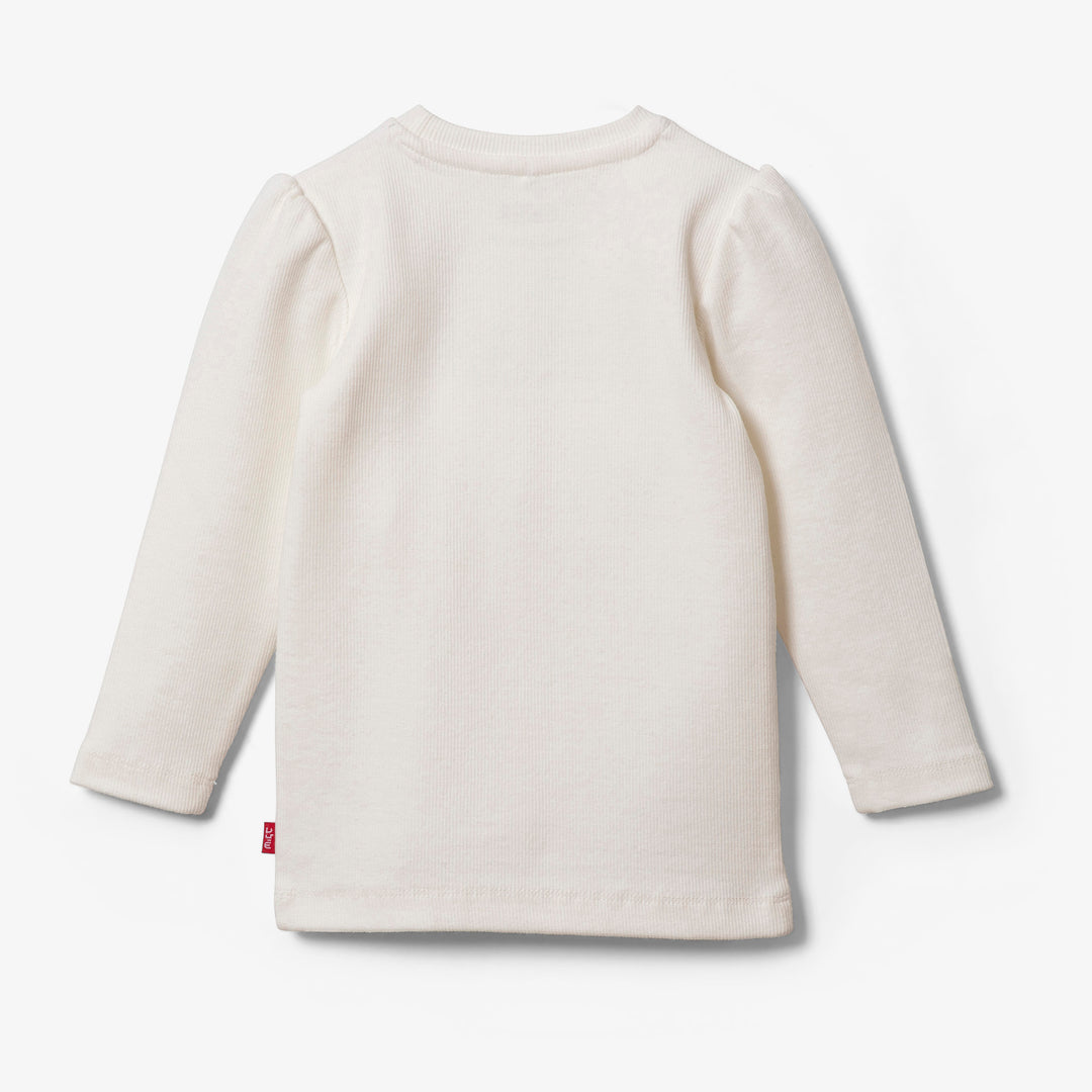 חולצה עם כיווצים