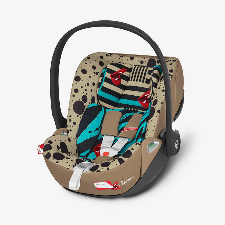 סל קל קלאוד T מודפס LOVE