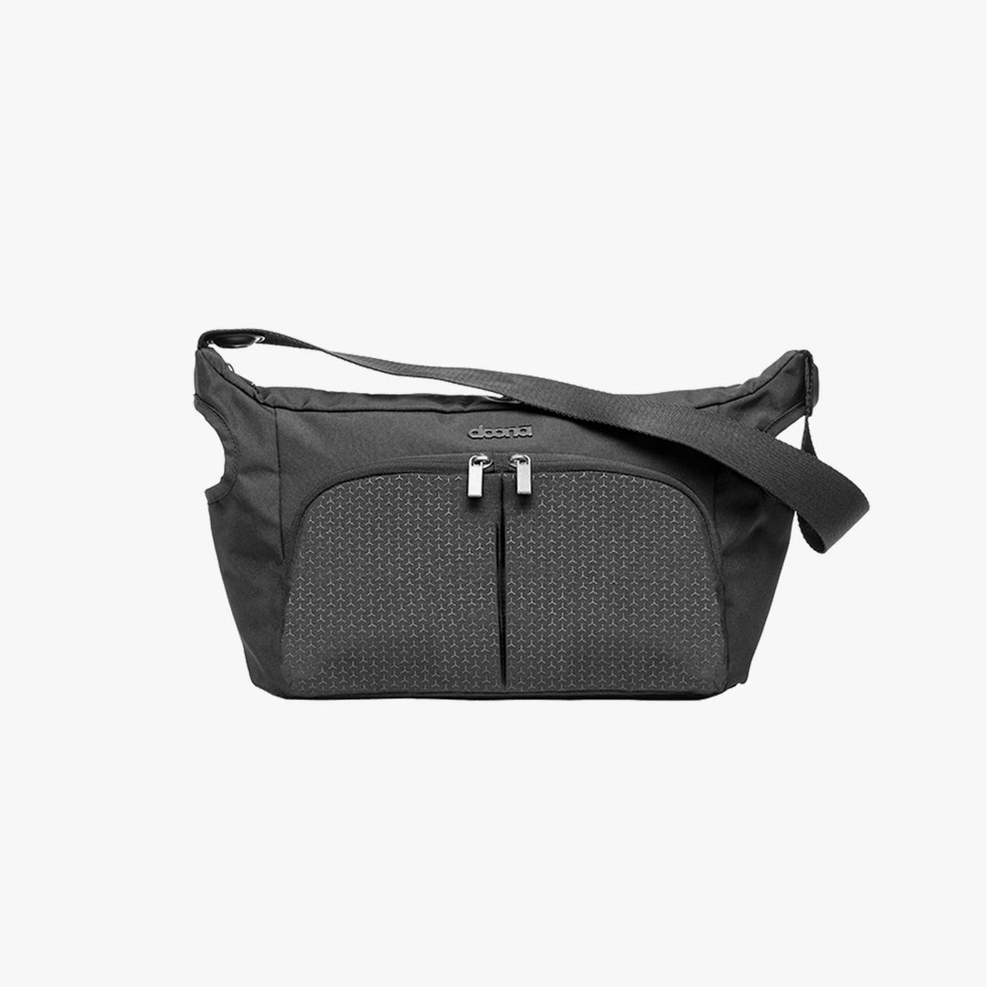 תיק אסנשיאלס שחור