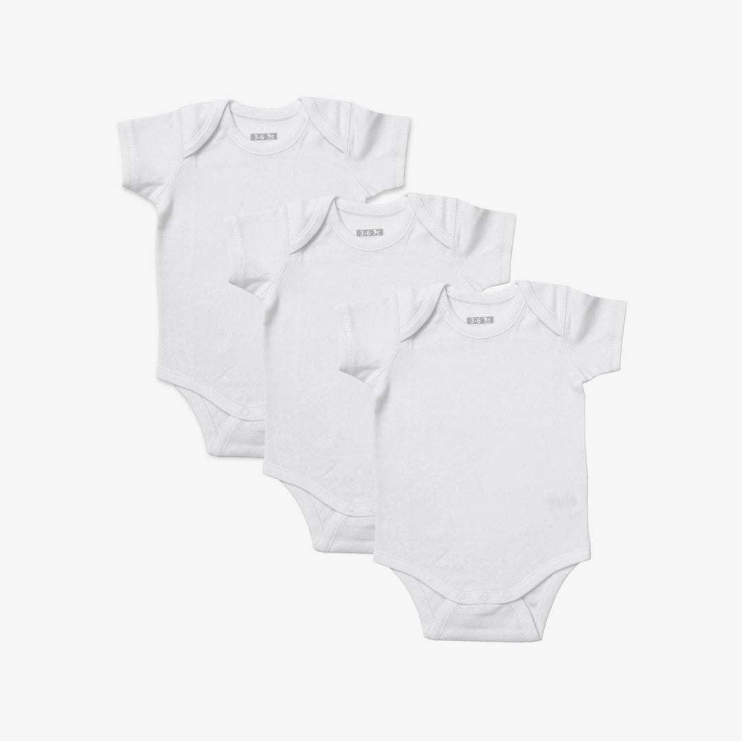 שלישיית בגדי גוף לבן שרוול קצר