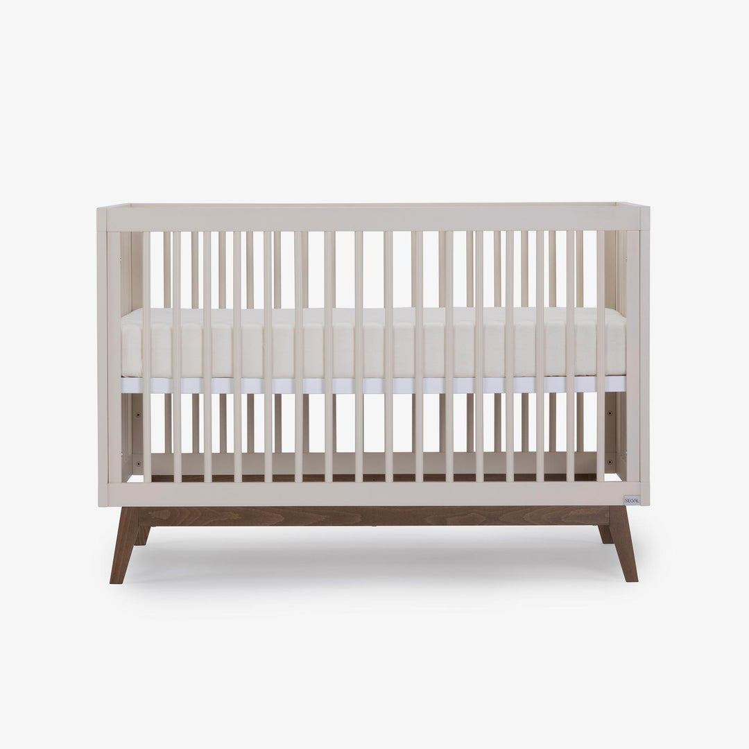 מיטת תינוק דגם ריי חלב שקדים + אגוז