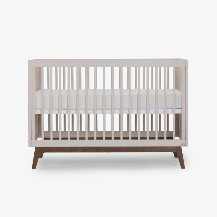 מיטת תינוק דגם ריי חלב שקדים + אגוז