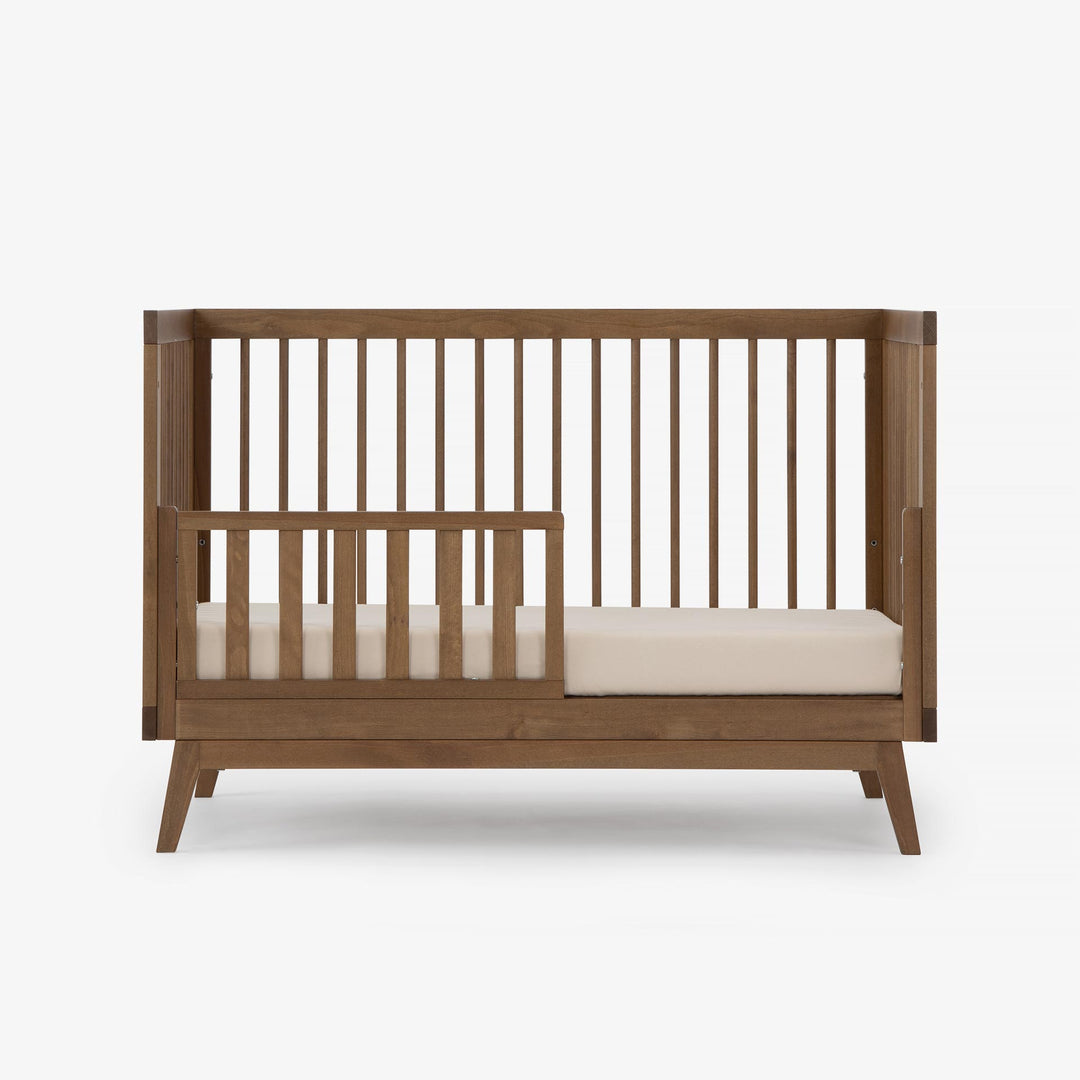 מיטת תינוק דגם ריי  אגוז