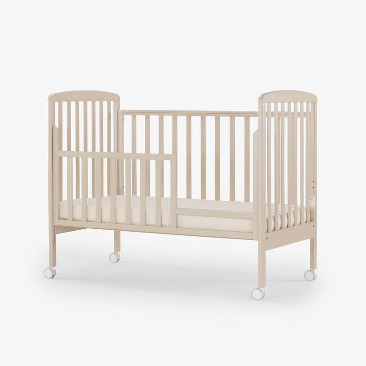 מיטת תינוק דגם סתיו+ חלב שקדים