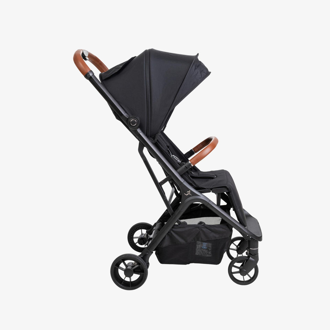 טיולון סינקו שחור/כסף ידית חומה