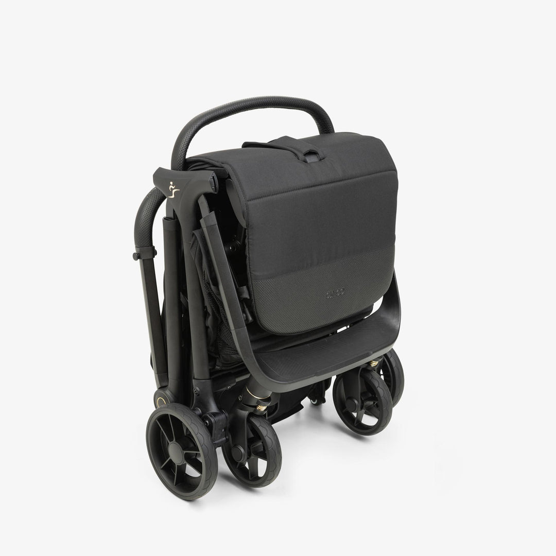 טיולון סינקו שחור ידית שחורה