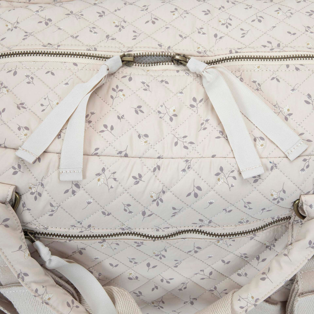 תיק החתלה מינדי פרחים קווילט