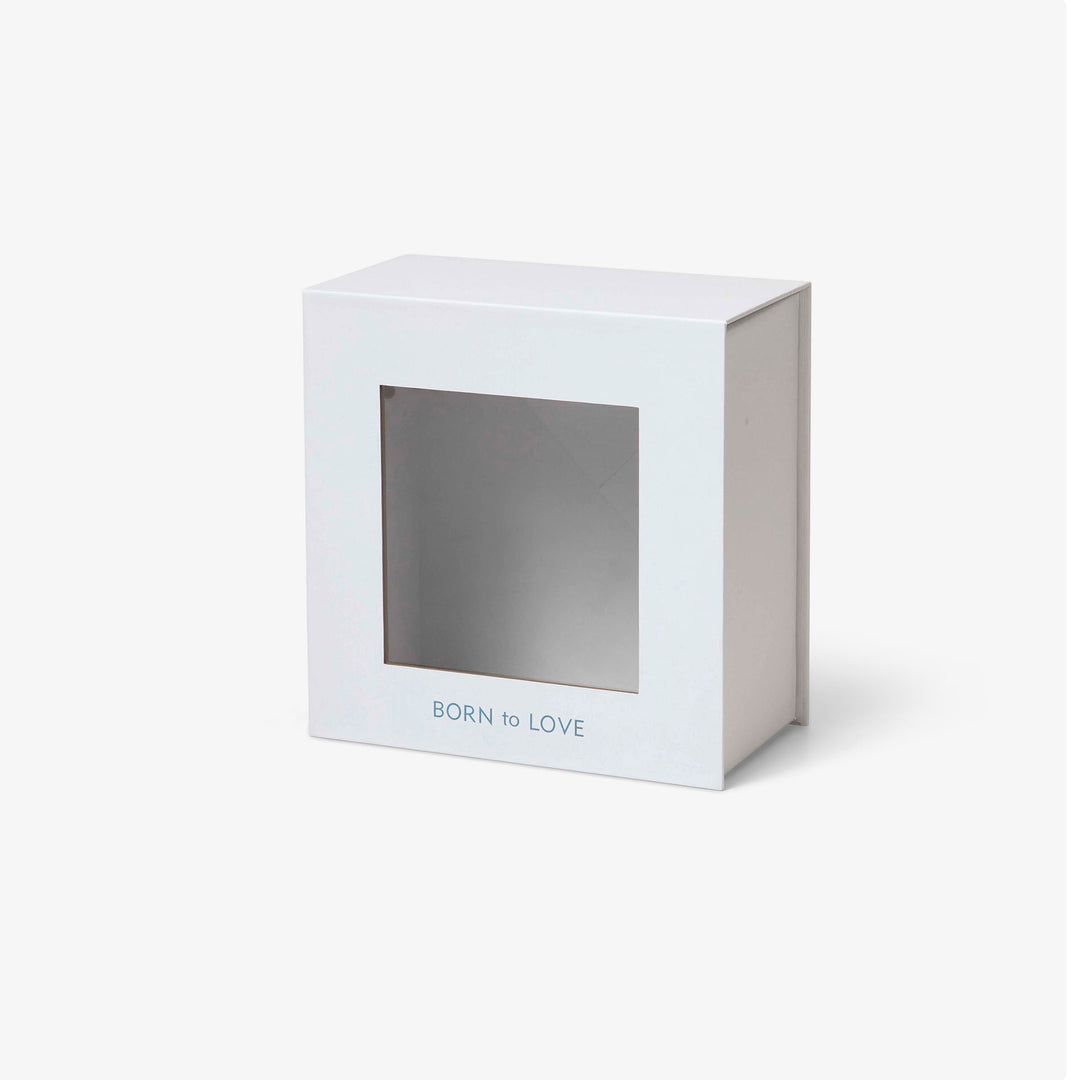 אריזת מתנה- קופסת אריזה עם חלון 26X26 סמ.