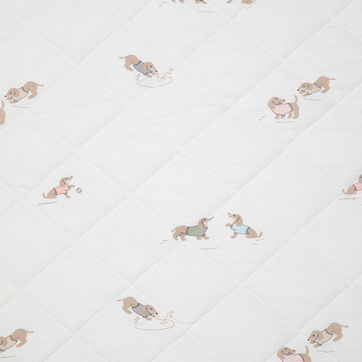 שמיכת קווילט למיטה גורים