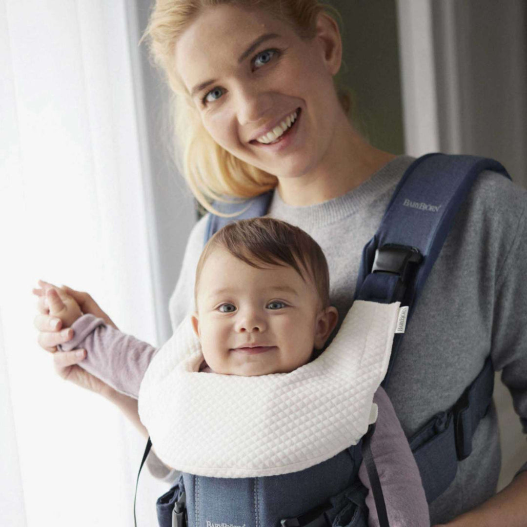 סינר למנשא מיני לבן