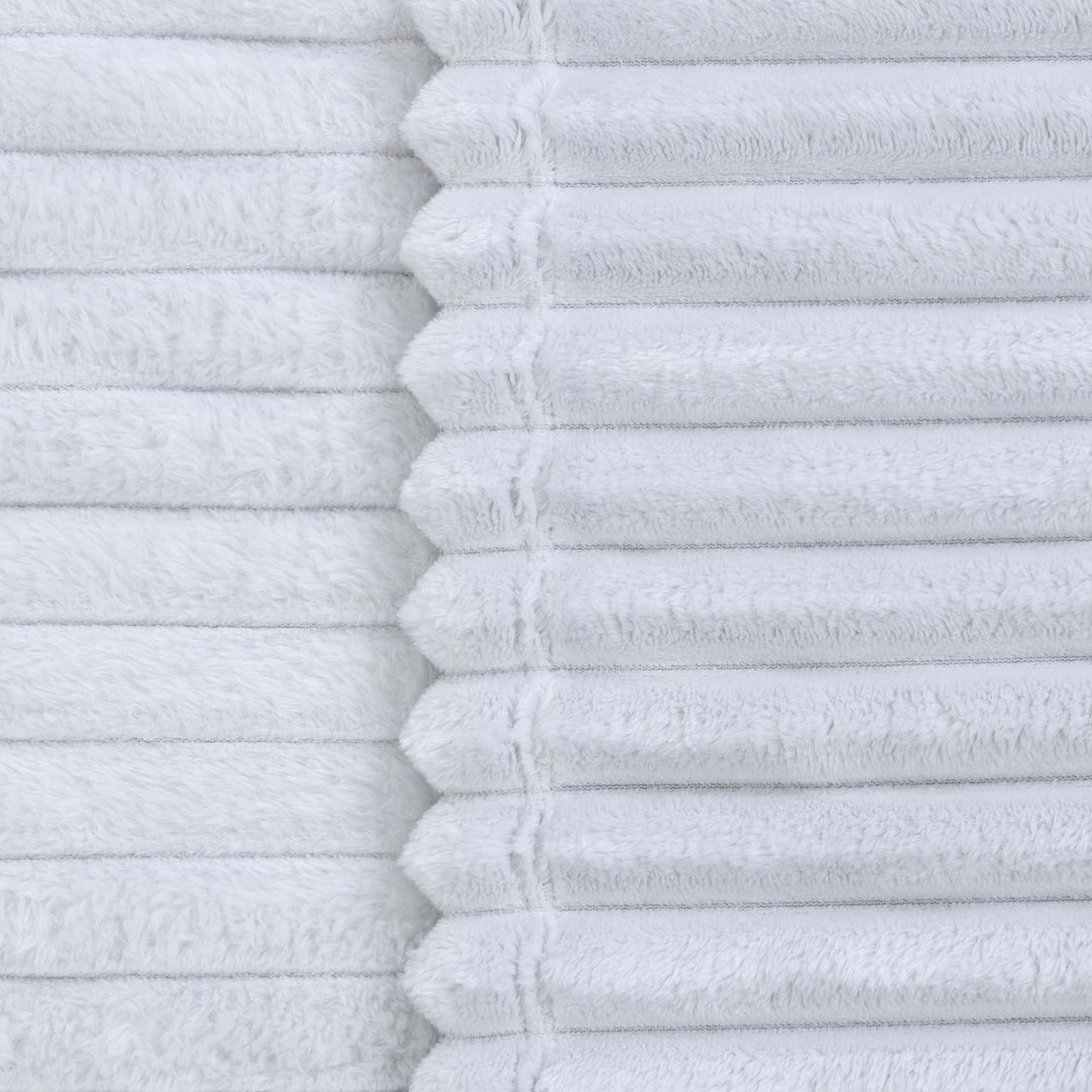 שמיכת קורל פליז לעגלה פסים תכלת