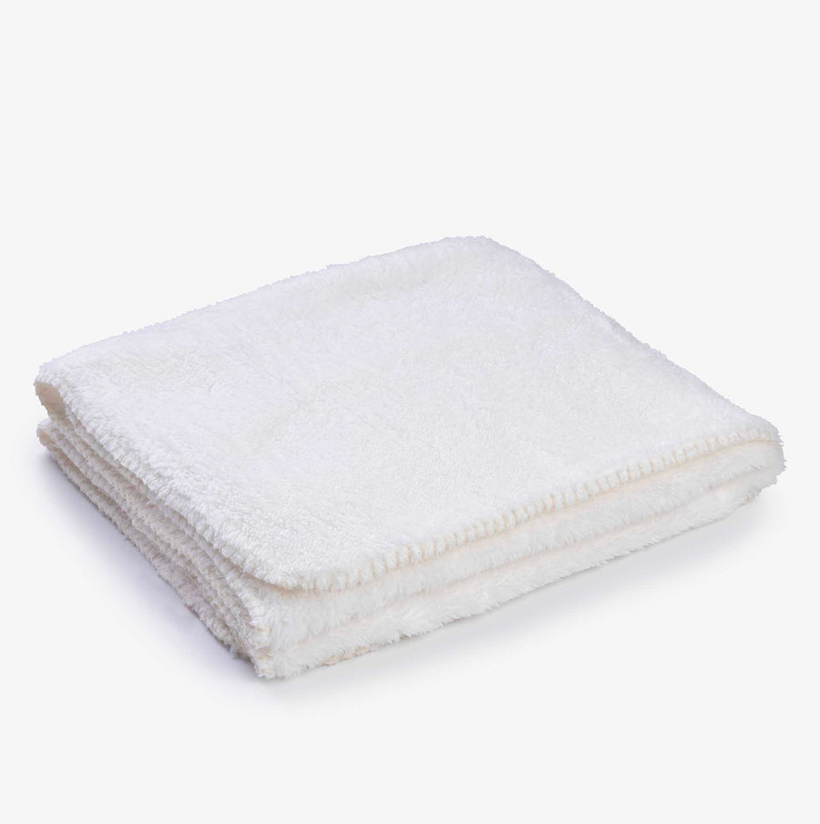 שמיכת פרווה לעגלה שמנת