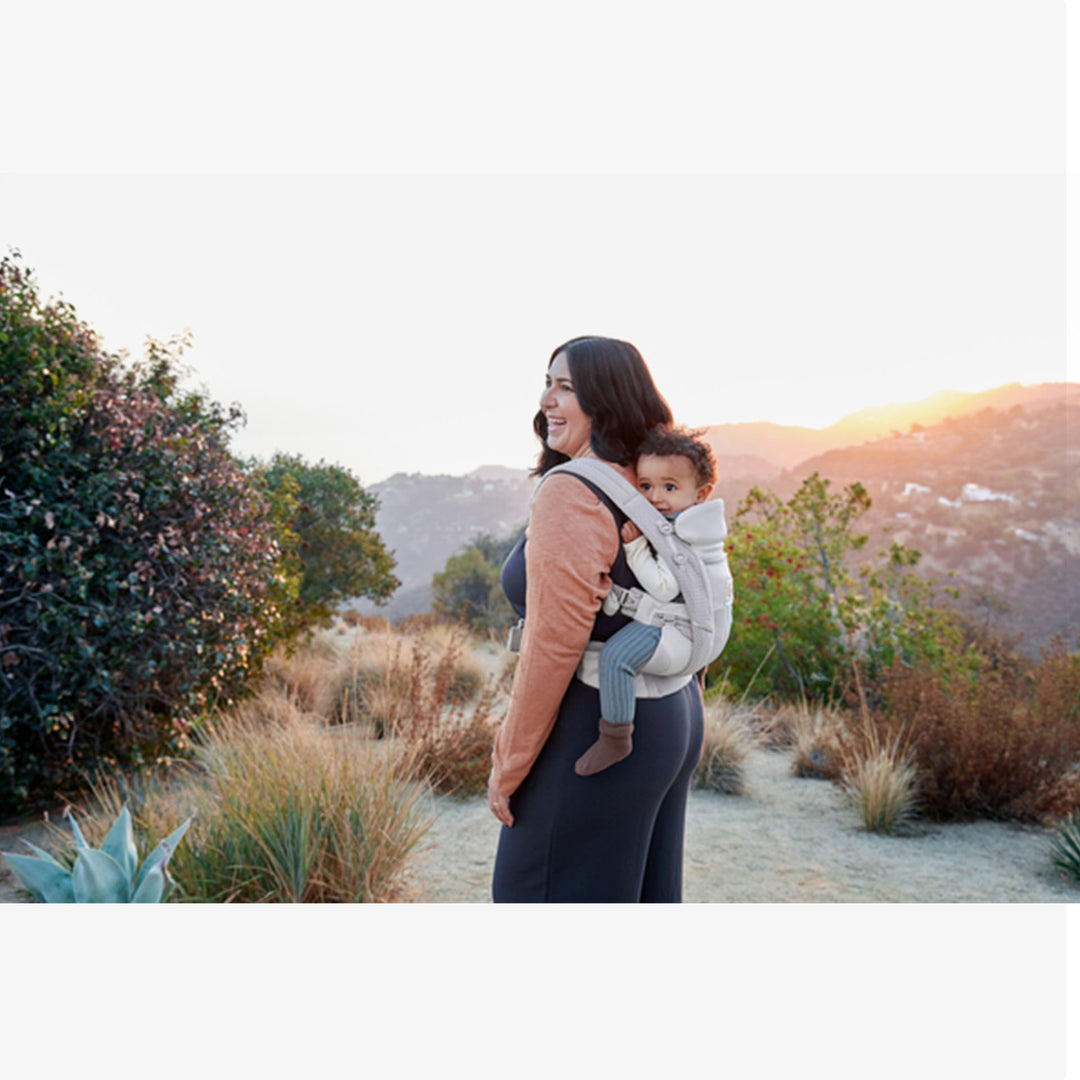 מנשא  אומני בריז אפור