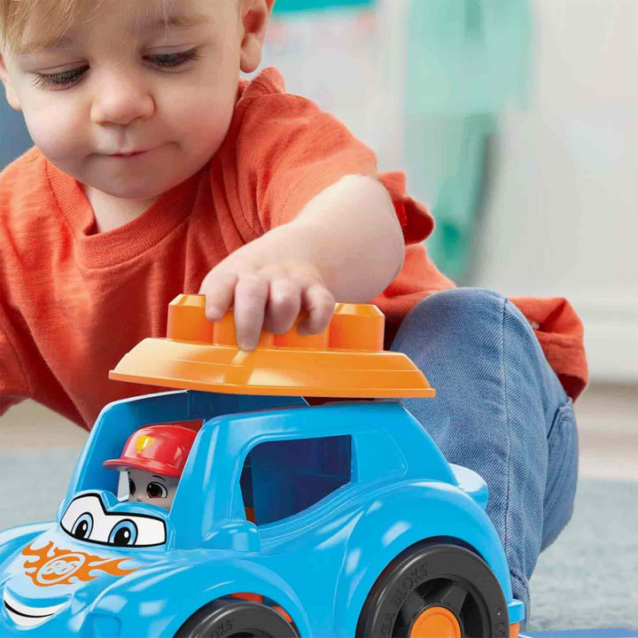 מכונית המרוץ של ריקי