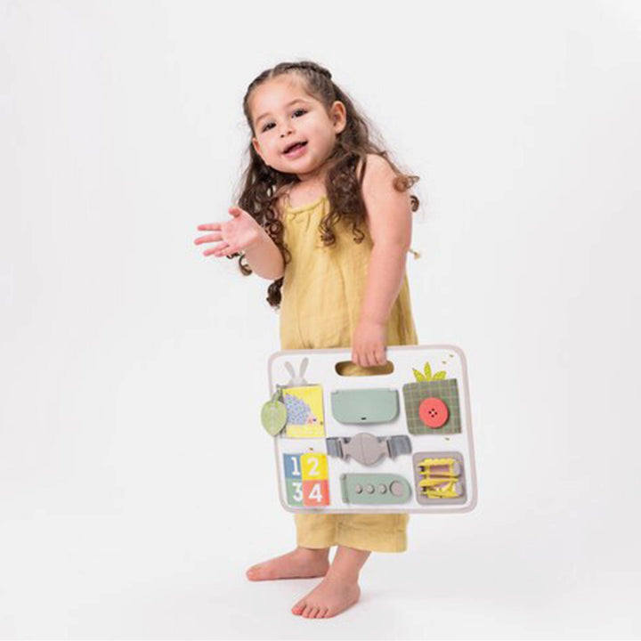 לוח פעילות עם אבזמים