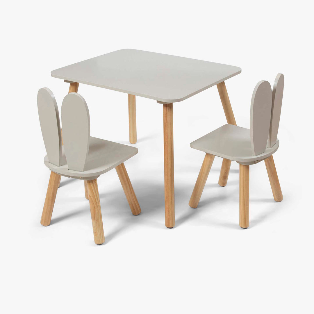 שולחן מרובע + 2 כסאות בז' ארנב