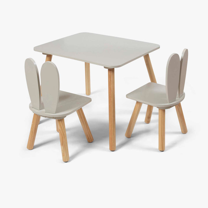 שולחן מרובע + 2 כסאות בז' ארנב