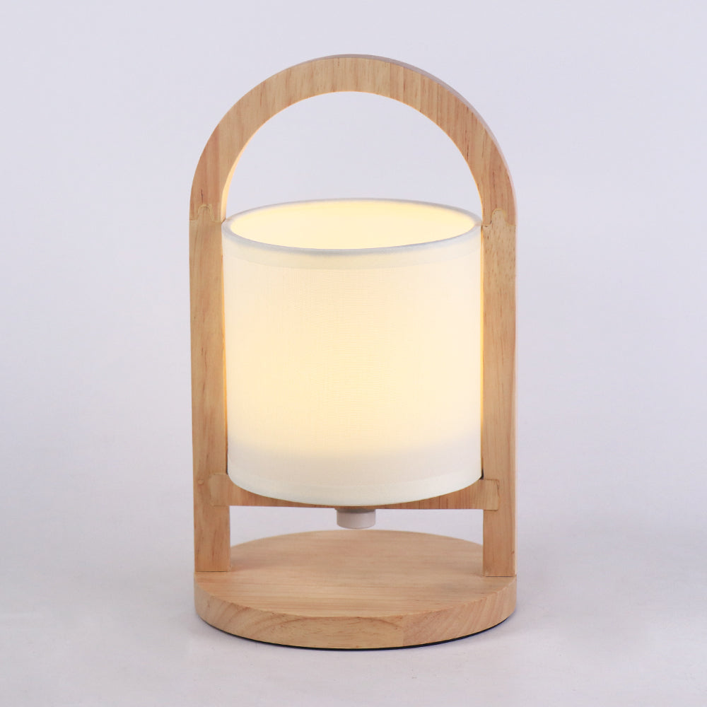 מנורת שולחן מעץ עם אהיל בד